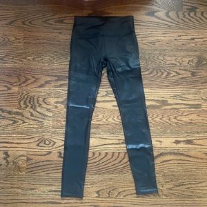 Retro Gong Womens Faux Leather Leggings